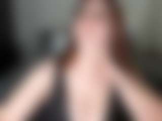 Live cam show with lorycougar - Oil on TeamSkeetLive