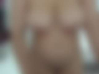 aprilkaori's Live Sex Cam Show