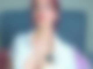 Live cam show with ElizabetthKitty - Brown Eyes Red Hair on Camiplay Live