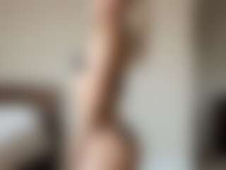 Mashenka's Live Sex Cam Show