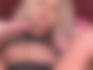 Live cam show with maddisonblush - Blonde Hair Petite on Camsoda