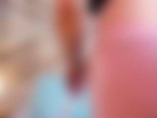 Sexyladyandhot MILF webcam performer live streaming