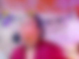 Sexyladyandhot MILF webcam performer live streaming