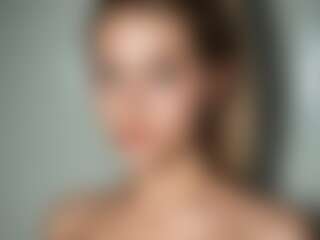 Emiliadugo's Live Sex Cam Show