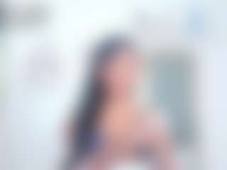Live cam show with sarahernandez1 - Black Hair on Dare Cams