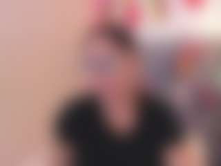 Live cam show with Kataleya-Monet - Striptease on slutload