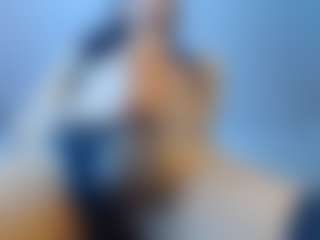Catalinaa-Rosse's Live Sex Cam Show