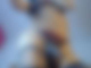 Live cam show with Catalinaa-Rosse - Ejaculation on AdultVida.com