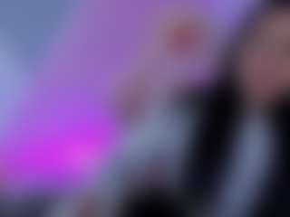 Live cam show with Isa-Diamond - Blonde Hair on boobsie.com