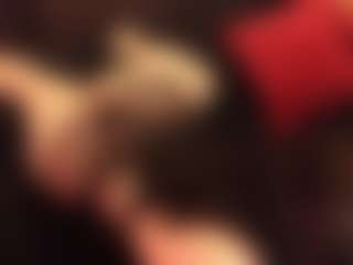 RhondaVines's Live Sex Cam Show