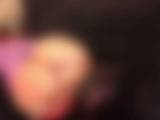RhondaVines's Live Sex Cam Show