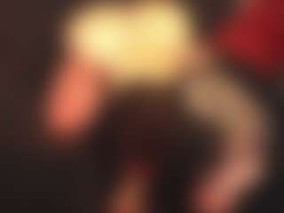 Live cam show with RhondaVines - Fuck on Milfs Live