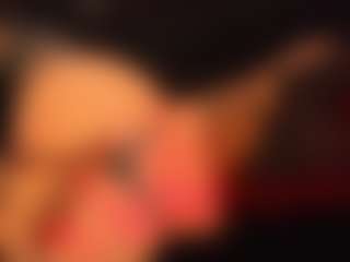 Live cam show with RhondaVines - Fuck on MyBangCams
