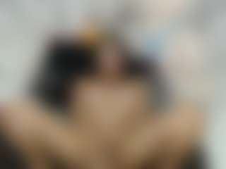 Live cam show with celestesouzalatin - Fullynaked on Uber Horny