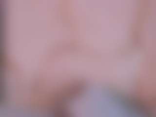 Live cam show with Salma - Interactivetoy on fapnchat