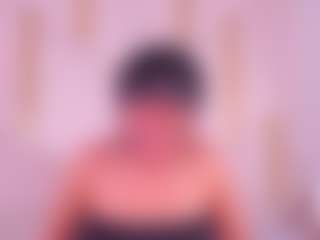 Live cam show with Salma - Glasses on milfzrlive.com