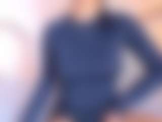 Live cam show with Salma - Ride on Camsoda