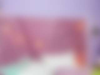 Live cam show with DonnaBeella - Smoking on TeamSkeetLive
