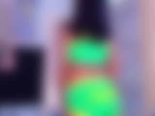 DonnaBeella MILF webcam performer live streaming