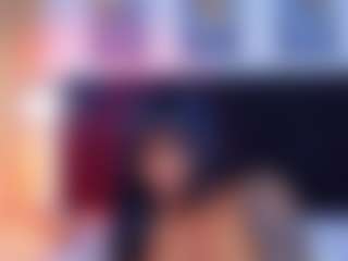 Live cam show with DonnaBeella - Smoking on Camsoda