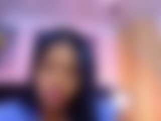 DonnaBeella MILF webcam performer live streaming
