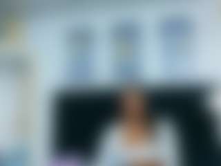 Live cam show with DonnaBeella - Milk on infinitiblacc.com