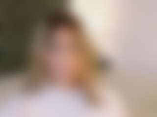 sweettcamila699's Live Sex Cam Show