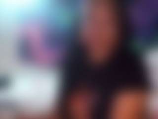 Live cam show with Mzprettyzone - Twitter on Lustler