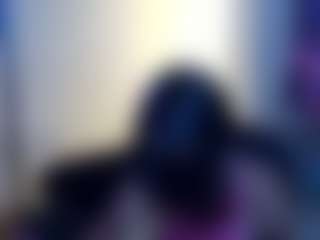 Live cam show with Mzprettyzone - Twitter on alttransgirls
