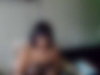 Live cam show with Mzprettyzone - Twitter on live18s.com