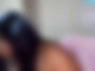 Live cam show with Mzprettyzone - Twitter on Camsoda
