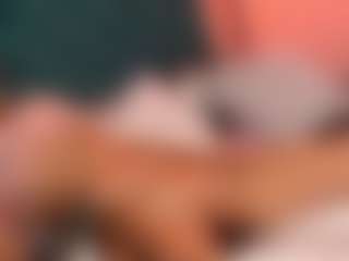 Live cam show with Aurora-Bitch - Altgirl on https://playwithruby.com