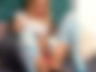 Aurora-Bitch's Live Sex Cam Show