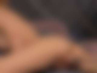 Live cam show with Aurora-Bitch - Green Eyes on madthumbs