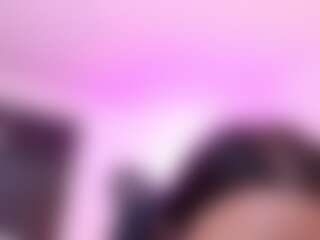 Live cam show with Pocito - Gothgirl Brown Hair on Camsoda