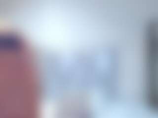 Juicy-bignipples's Live Sex Cam Show