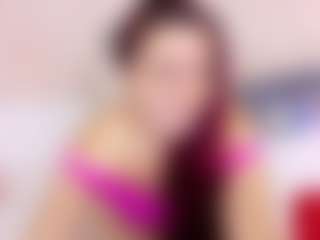 Kinky-redhead18 MILF webcam performer live streaming