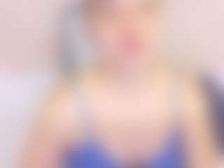 Kinky-redhead18's Live Sex Cam Show
