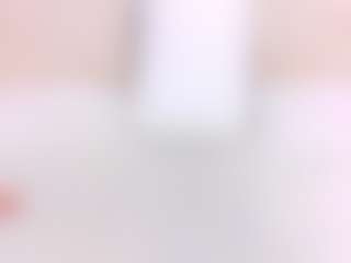 Kinky-redhead18 MILF webcam performer live streaming