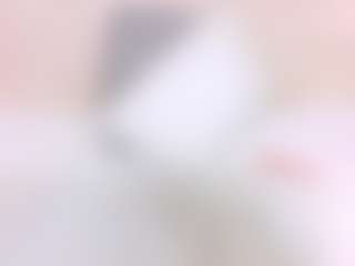 Kinky-redhead18 MILF webcam performer live streaming