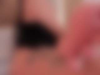 clarisse28's Live Sex Cam Show
