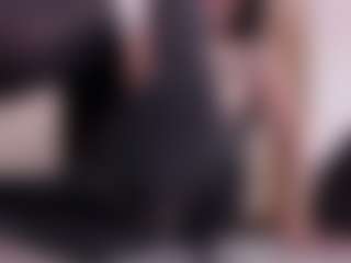 clarisse28's Live Sex Cam Show