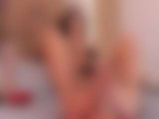 clarisse28's Live Sex Cam Show