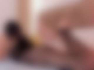 Live cam show with clarisse28 - Petite on Dare Cams