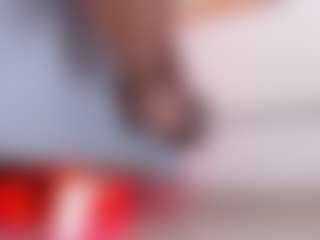 clarisse28's Live Sex Cam Show