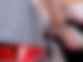 clarisse28's Live Sex Cam Show