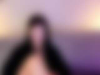 Live cam show with mel-sunny - Flirt White on Gym Cam Girls