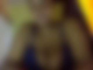 Live cam show with sauccyspoilage - Thick on AdultVida.com