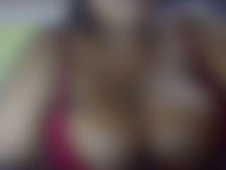 Live cam show with sauccyspoilage - Big Clit on Milfs Live