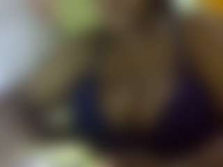 Live cam show with sauccyspoilage - Kink on hotwifechat.live